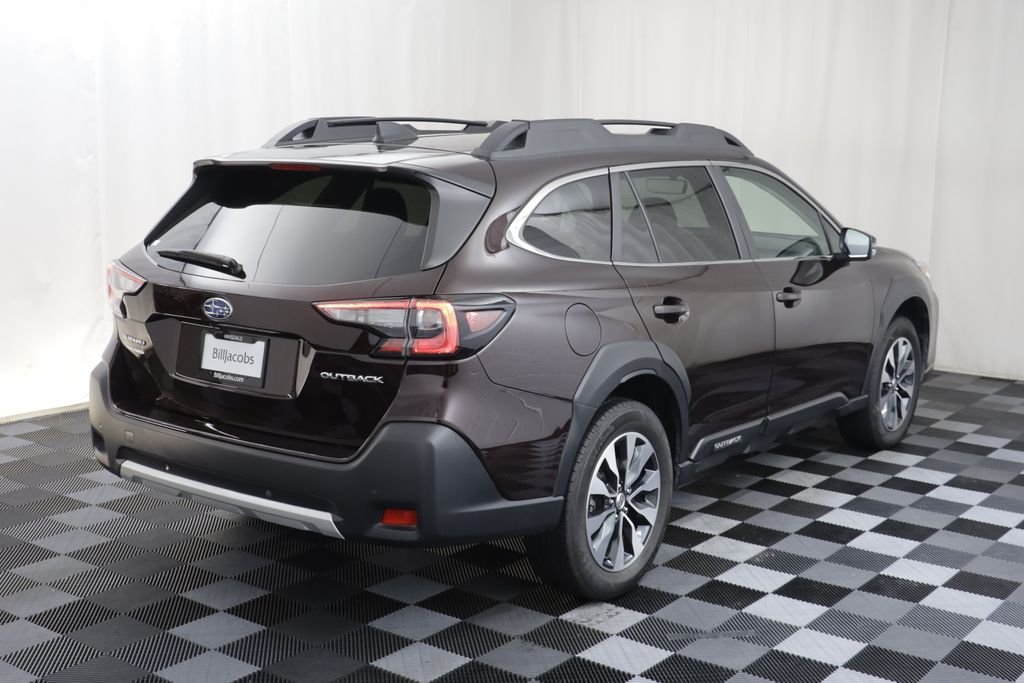 2025 Subaru Outback Limited - Photo 18