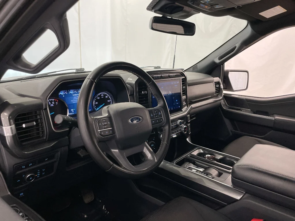 Used 2023 WHITE Ford XLT image 10