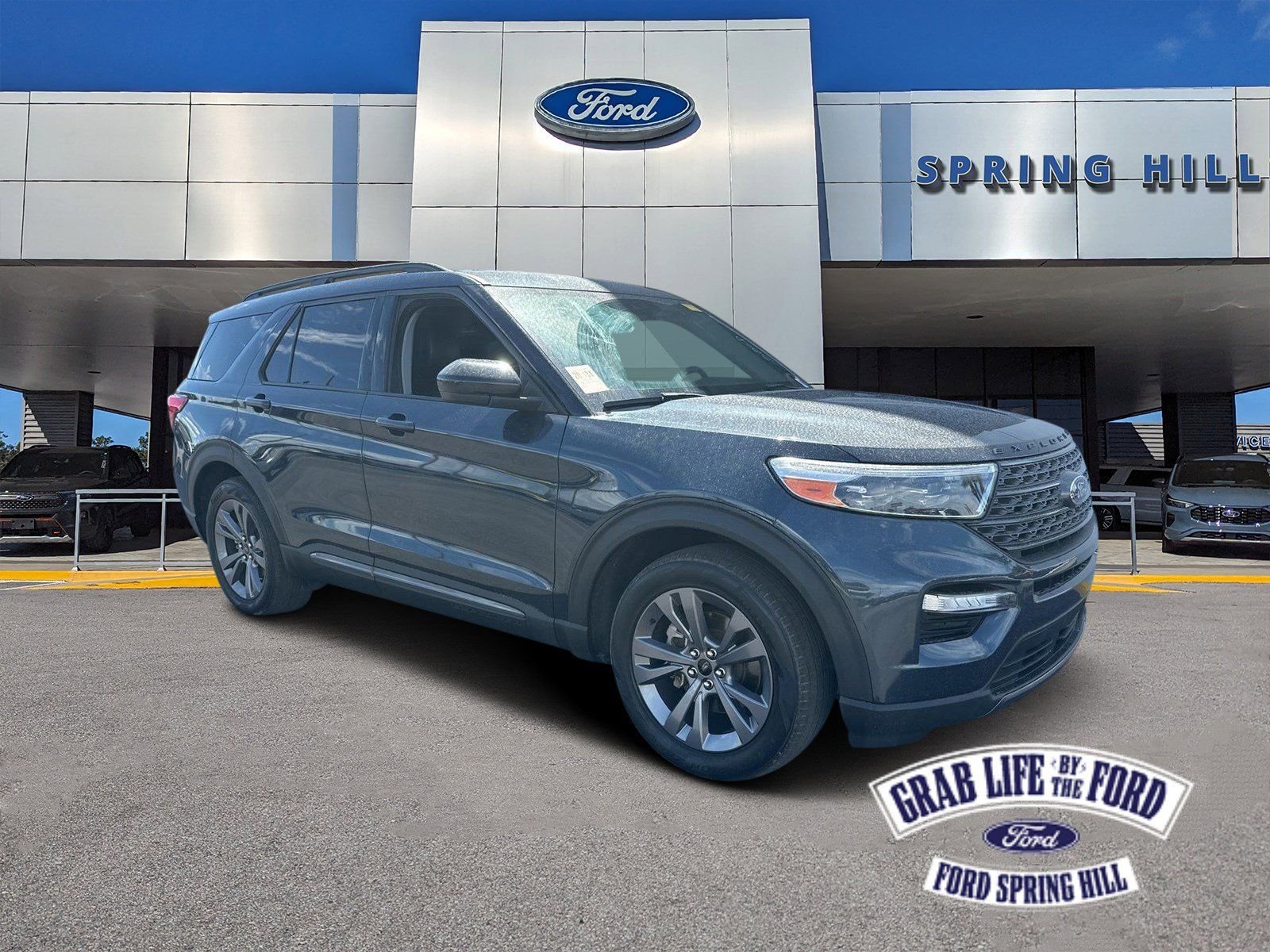2022 Ford Explorer XLT RWD's photo