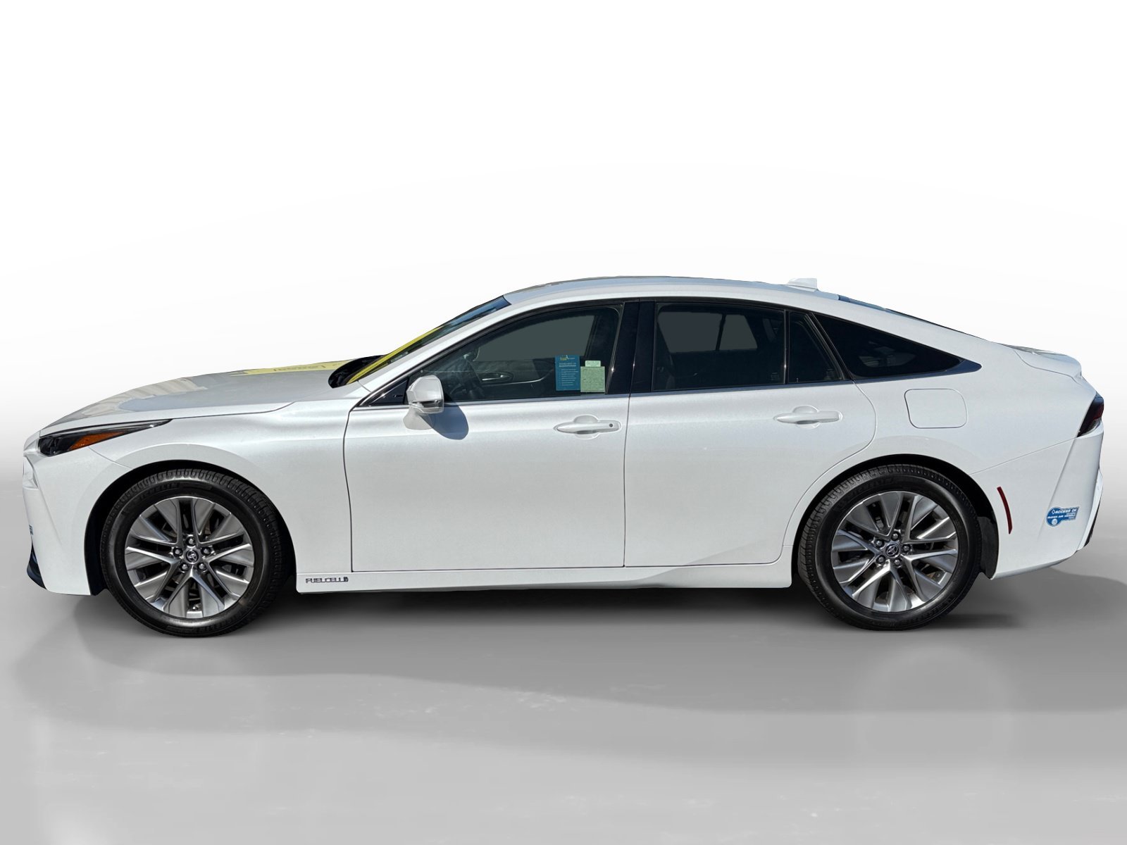 Used 2021 White Toyota XLE image 2