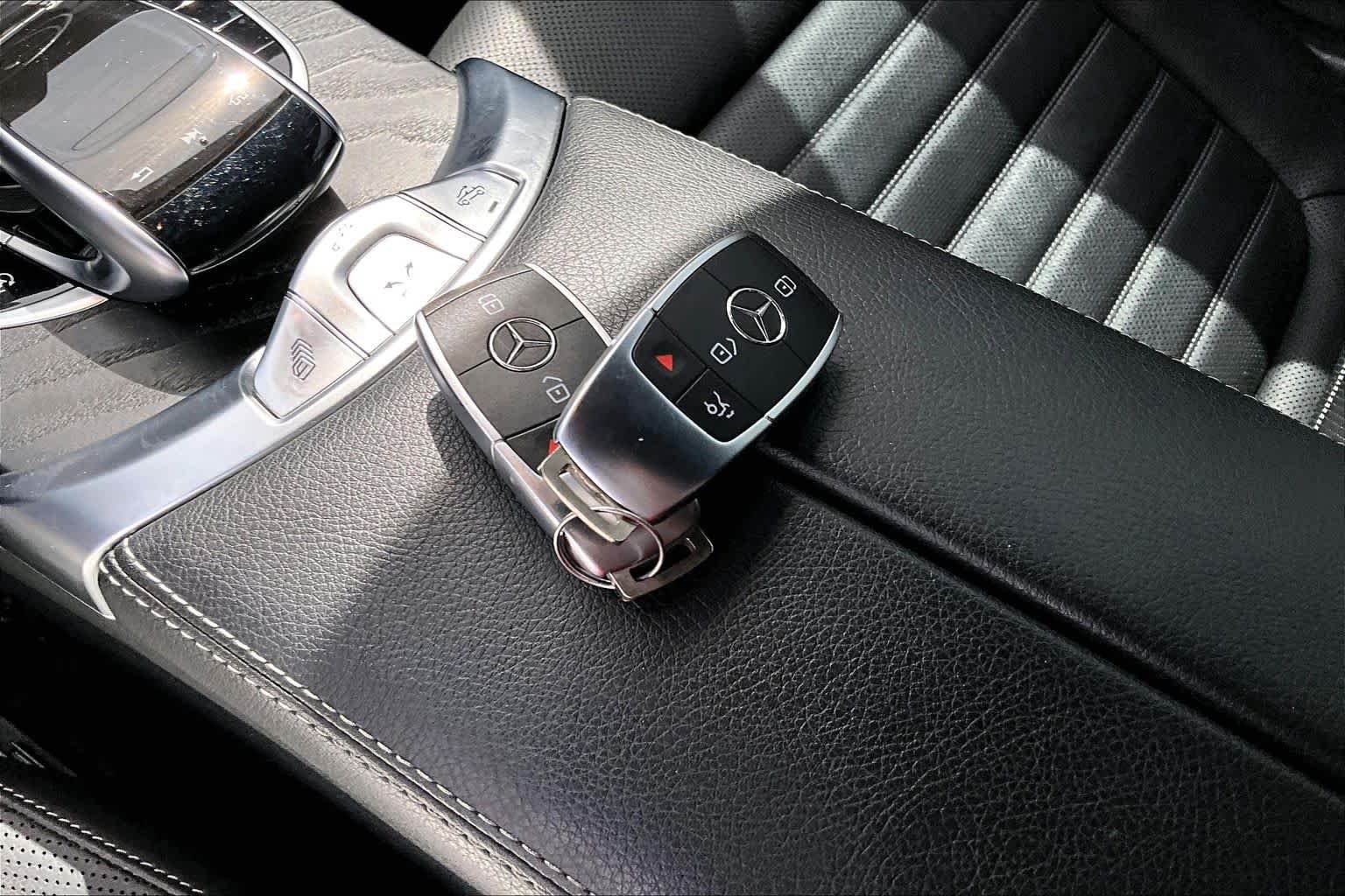 Used 2019 Black Mercedes-Benz C 300 image 12