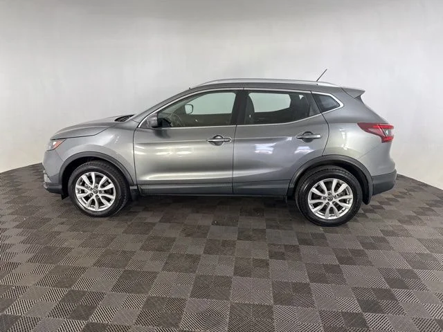 Used 2021 Gray Nissan SV image 8