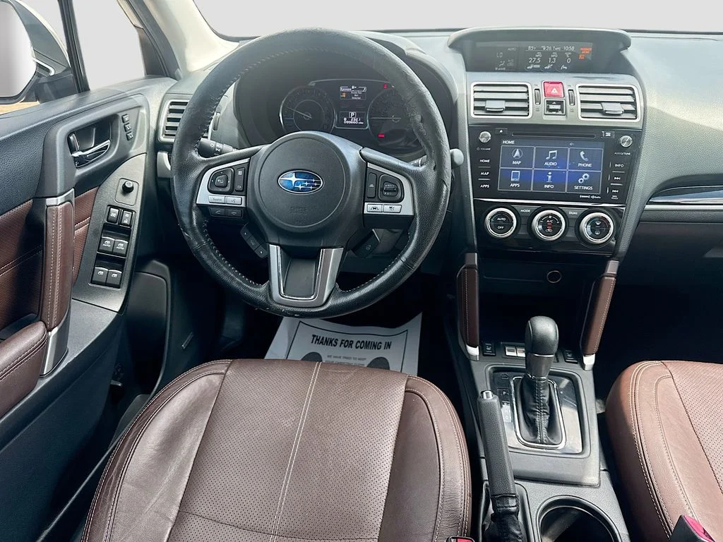 Used 2018 White Subaru 2.5i Touring image 29