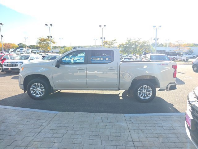 Used 2026 White Sands Chevrolet RST image 5