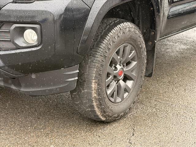 Used 2022 Midnight Black Metallic Toyota SR5 V6 image 4