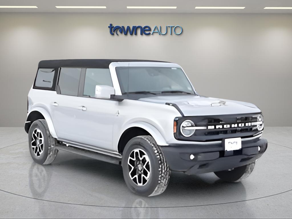 Used 2023 Silver Ford Outer Banks image 7