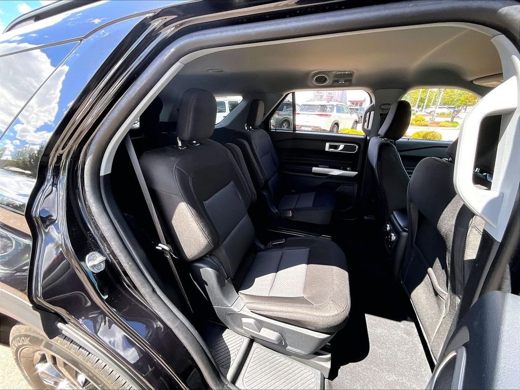 Used 2023 Black Ford XLT image 16