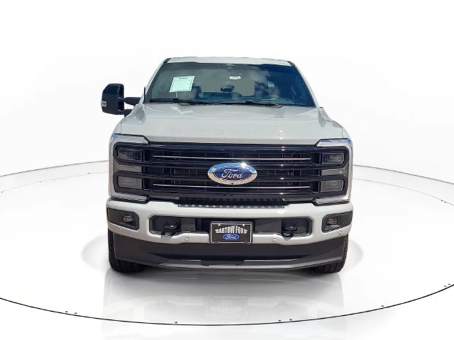 New 2026 Avalanche Ford Platinum image 2