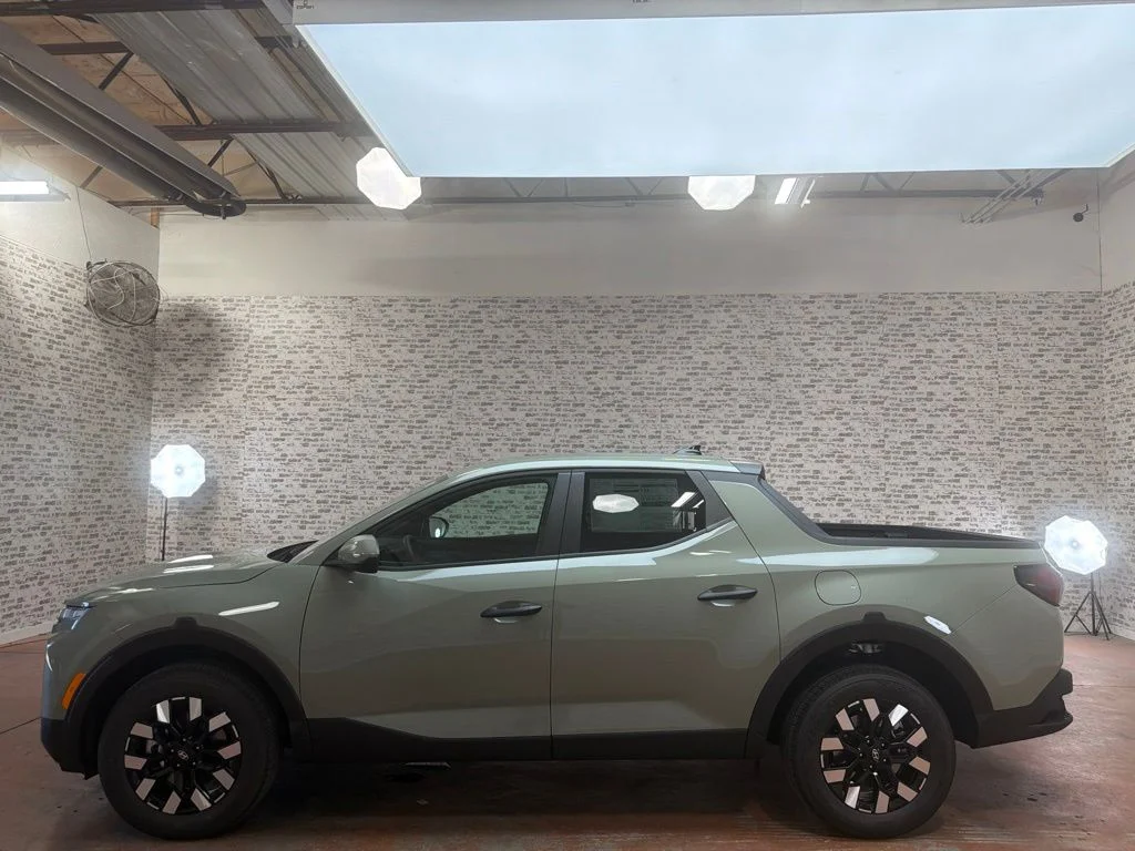 New 2027 Sage Gray Hyundai SE image 4