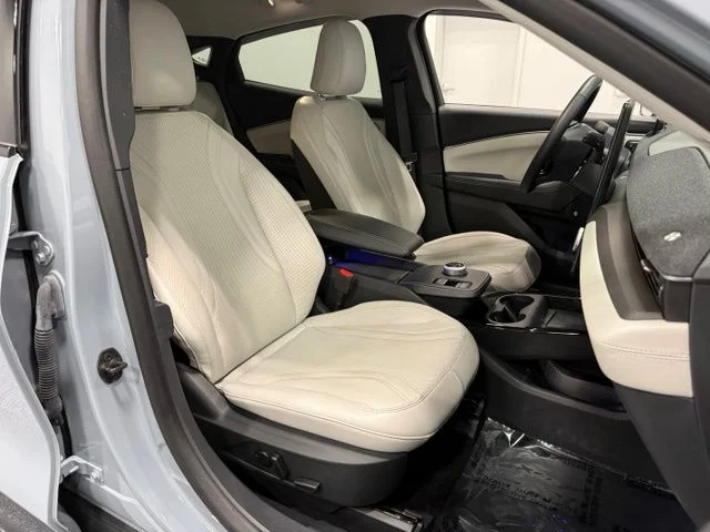 Used 2024 Gray Ford Premium image 32