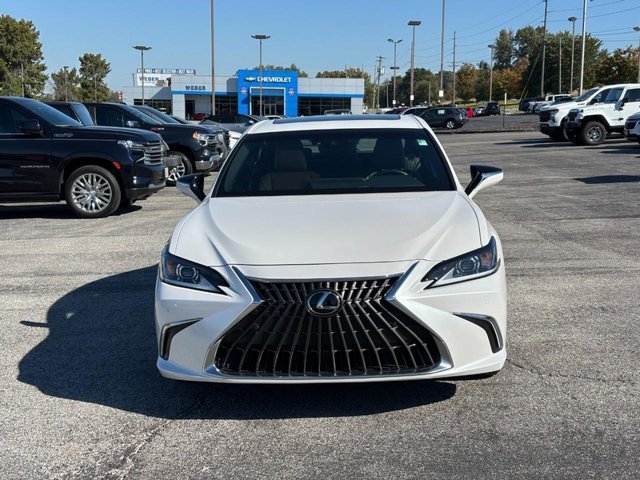 Used 2023 White Lexus ES 250 image 8