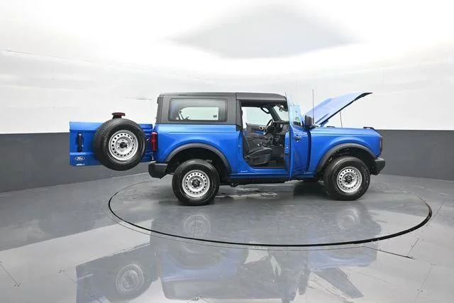 New 2026 Velocity Blue Metallic Ford Base image 39