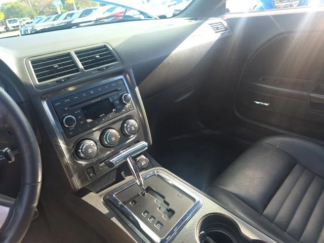 Used 2009 Blue Dodge R/T image 19