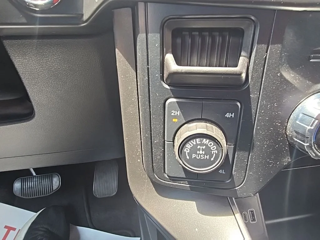 Used 2025 White Ford Tremor image 18