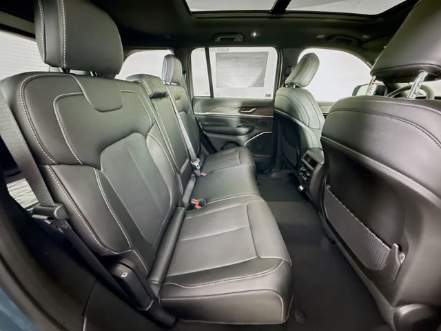 New 2026 Steel Blue Exterior Paint Jeep Limited Reserve image 27