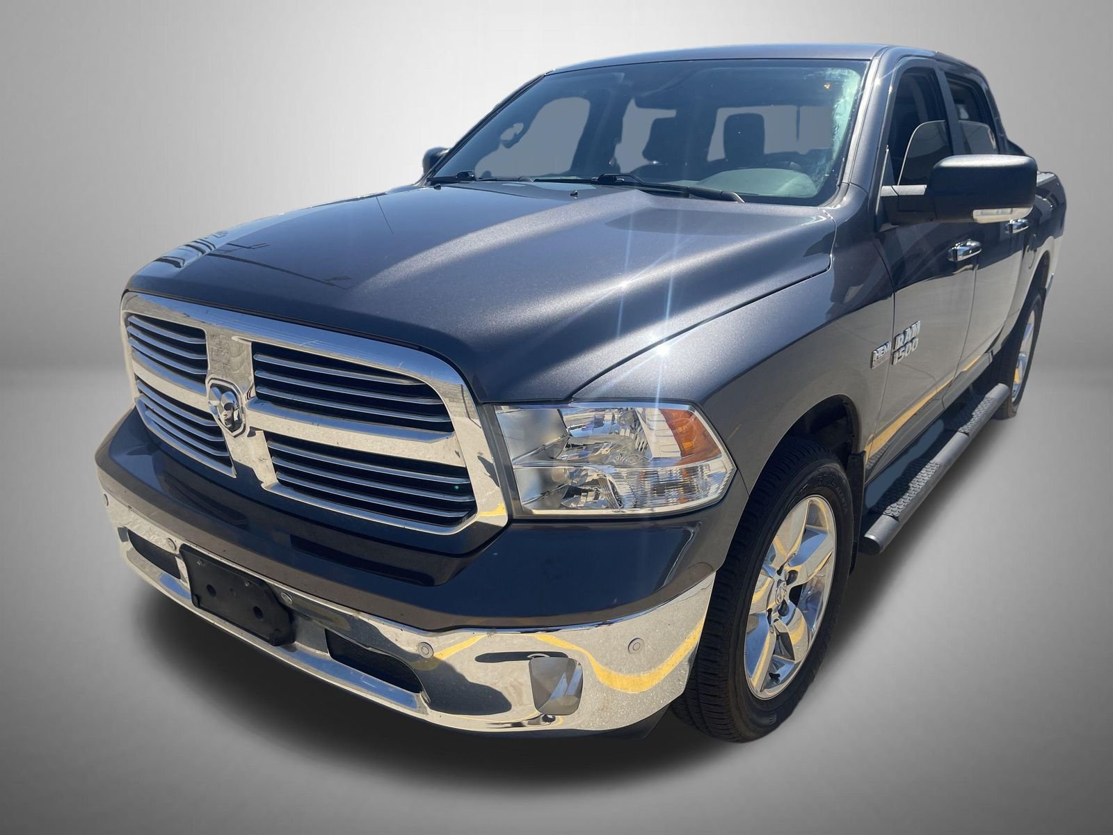 2018 RAM 1500 Big Horn 4x4 Crew Cab 5'7's photo