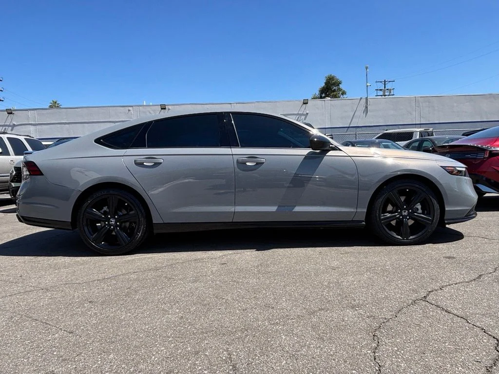 Used 2025 Gray Honda Sport-L image 2