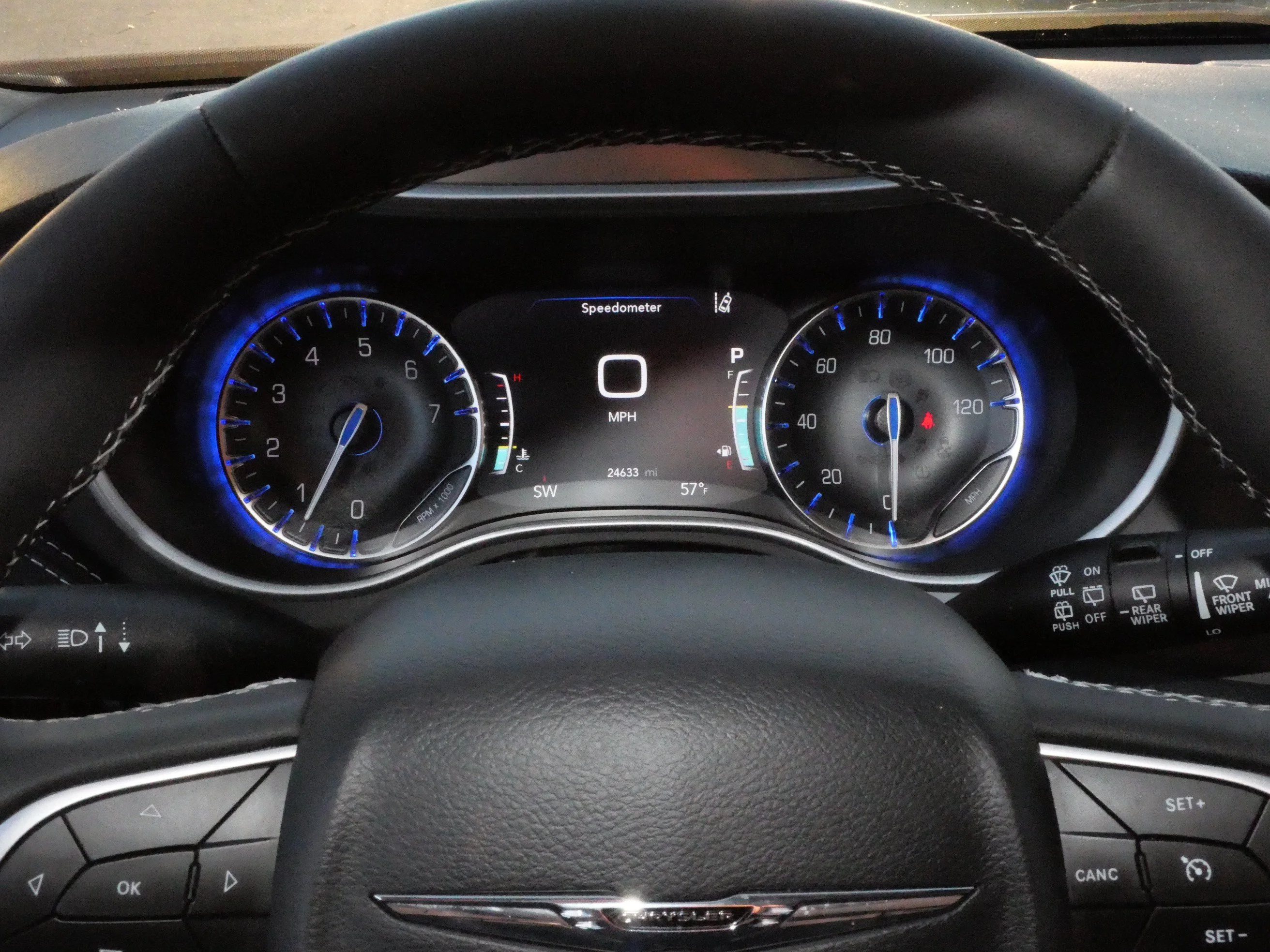 Used 2025 Fathom Blue Pearlcoat Chrysler Select image 23