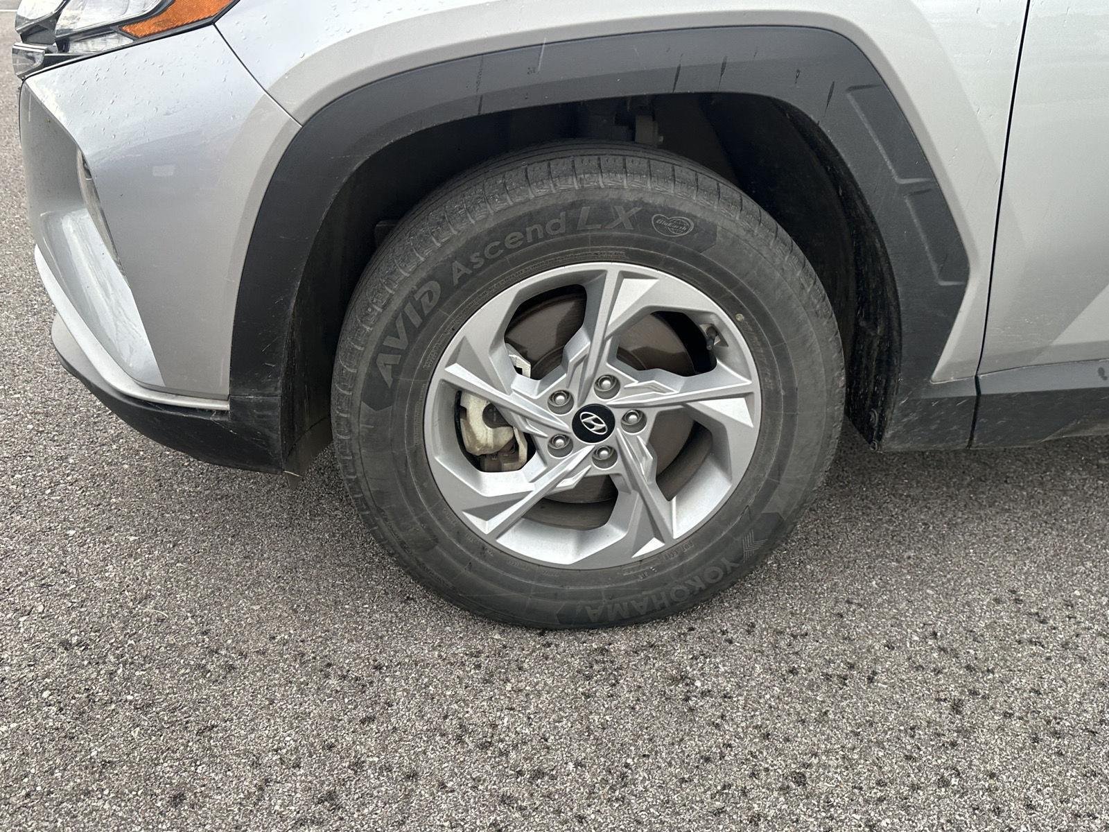 Used 2022 Shimmering Silver Hyundai SEL image 6