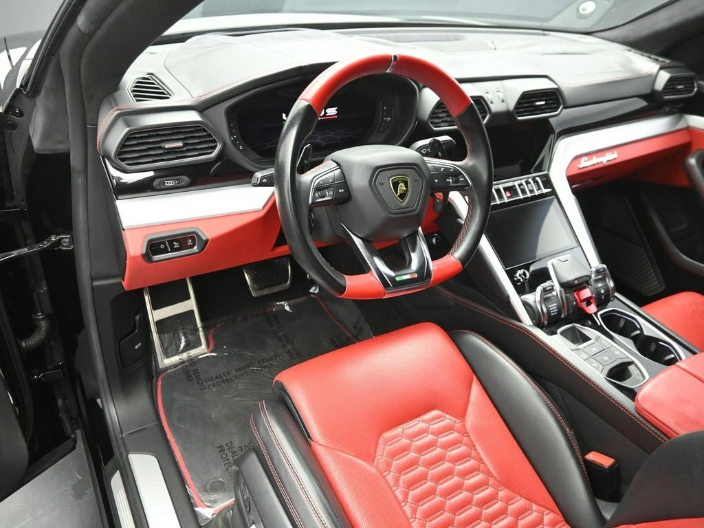 2021 LAMBORGHINI URUS - Image 8