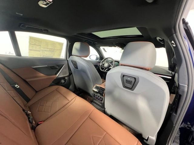 New 2027 Blue BMW 540i xDrive image 40