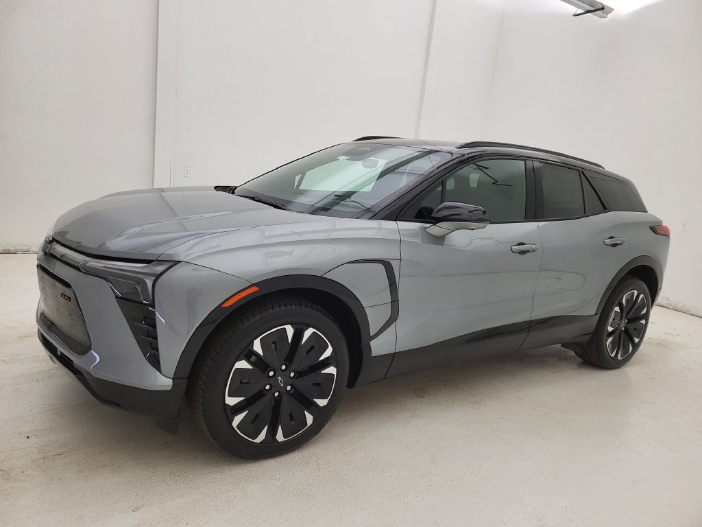 2026 Chevrolet Blazer EV RS - Photo 23