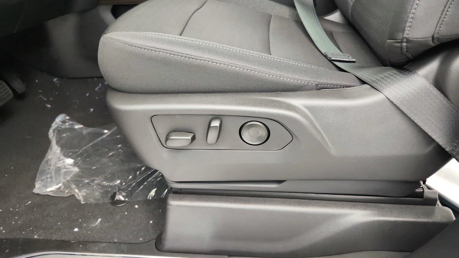 2026 Chevrolet Silverado 1500 LT - Photo 18