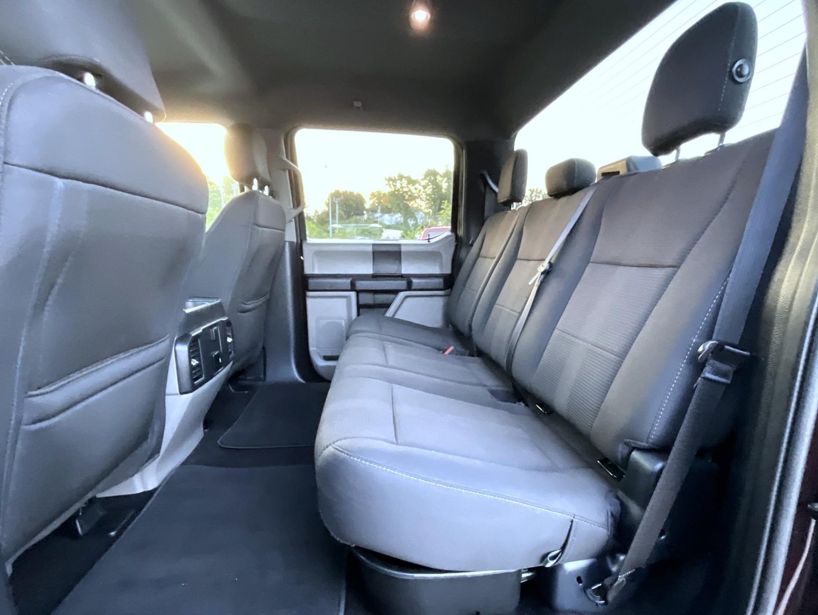 Used 2019 Red Ford XL image 22