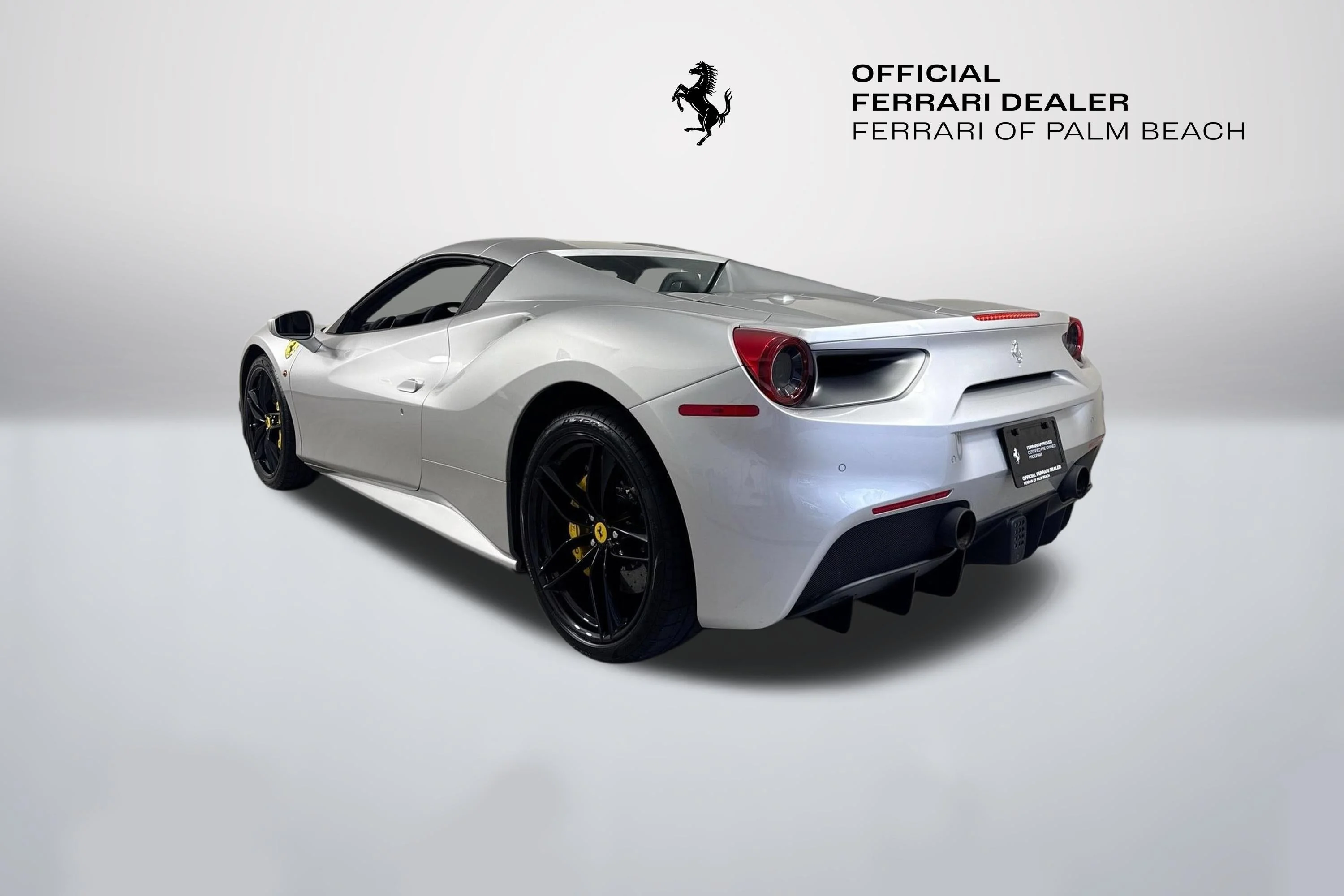 Certified Used 2018 Argento Nurburgring Ferrari Base image 5