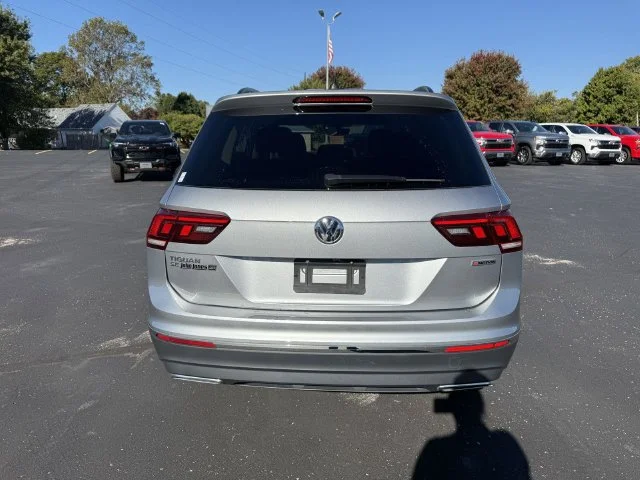 Used 2021 Silver Volkswagen 2.0T SE image 20