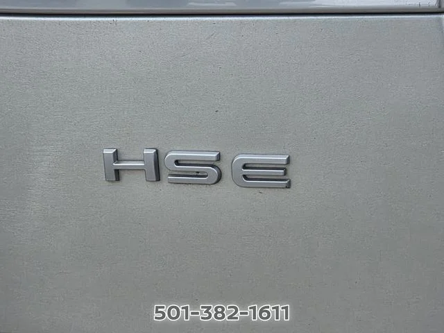 Used 2017 Silver Land Rover 3.0L V6 Supercharged HSE image 4