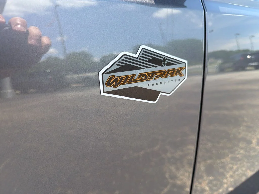 Used 2022 Gray Ford Wildtrak image 12