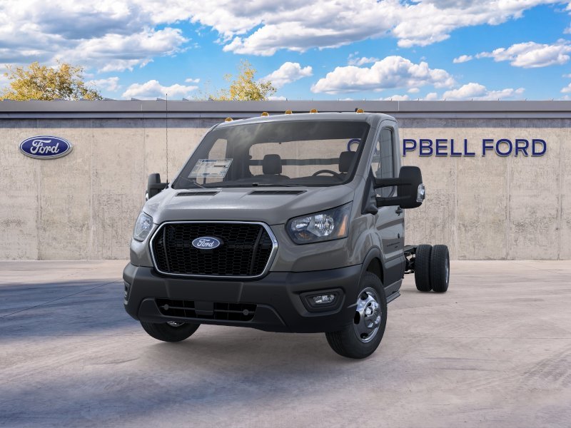 New 2026 Carbonized Gray Metallic Ford Cutaway image 23