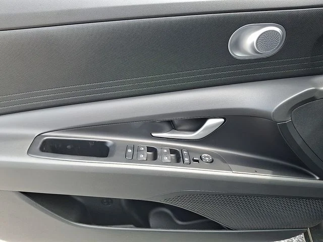 New 2026 Gray Hyundai SE image 9
