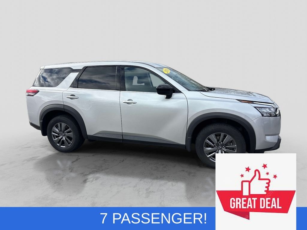 Used 2024 Silver Nissan S image 6