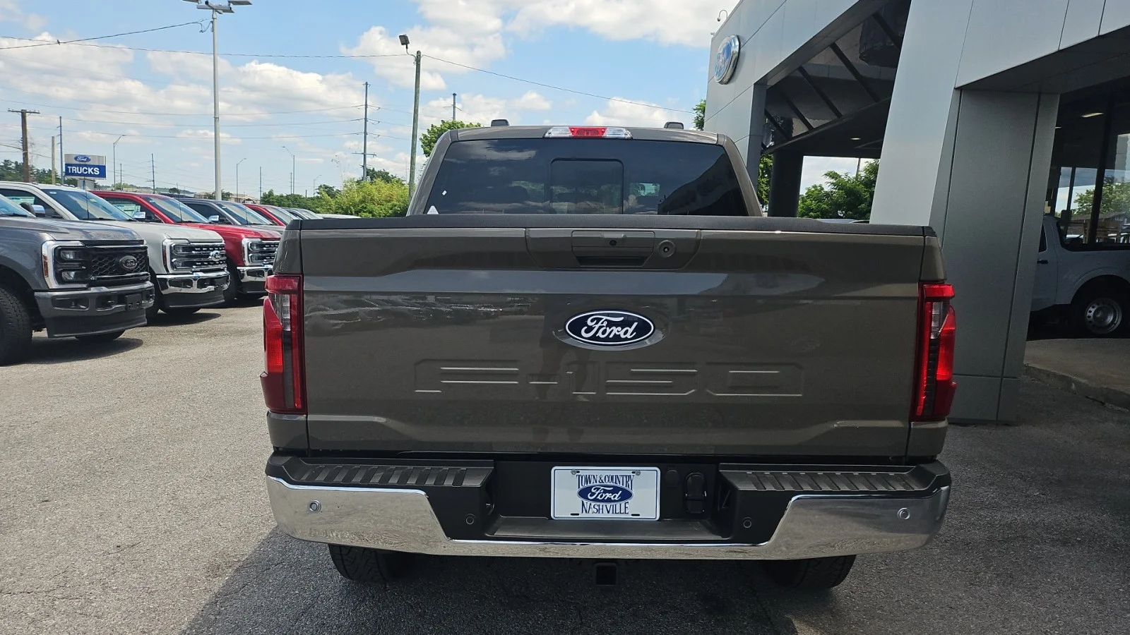 New 2026 Marsh Gray Ford XLT 4WD image 4