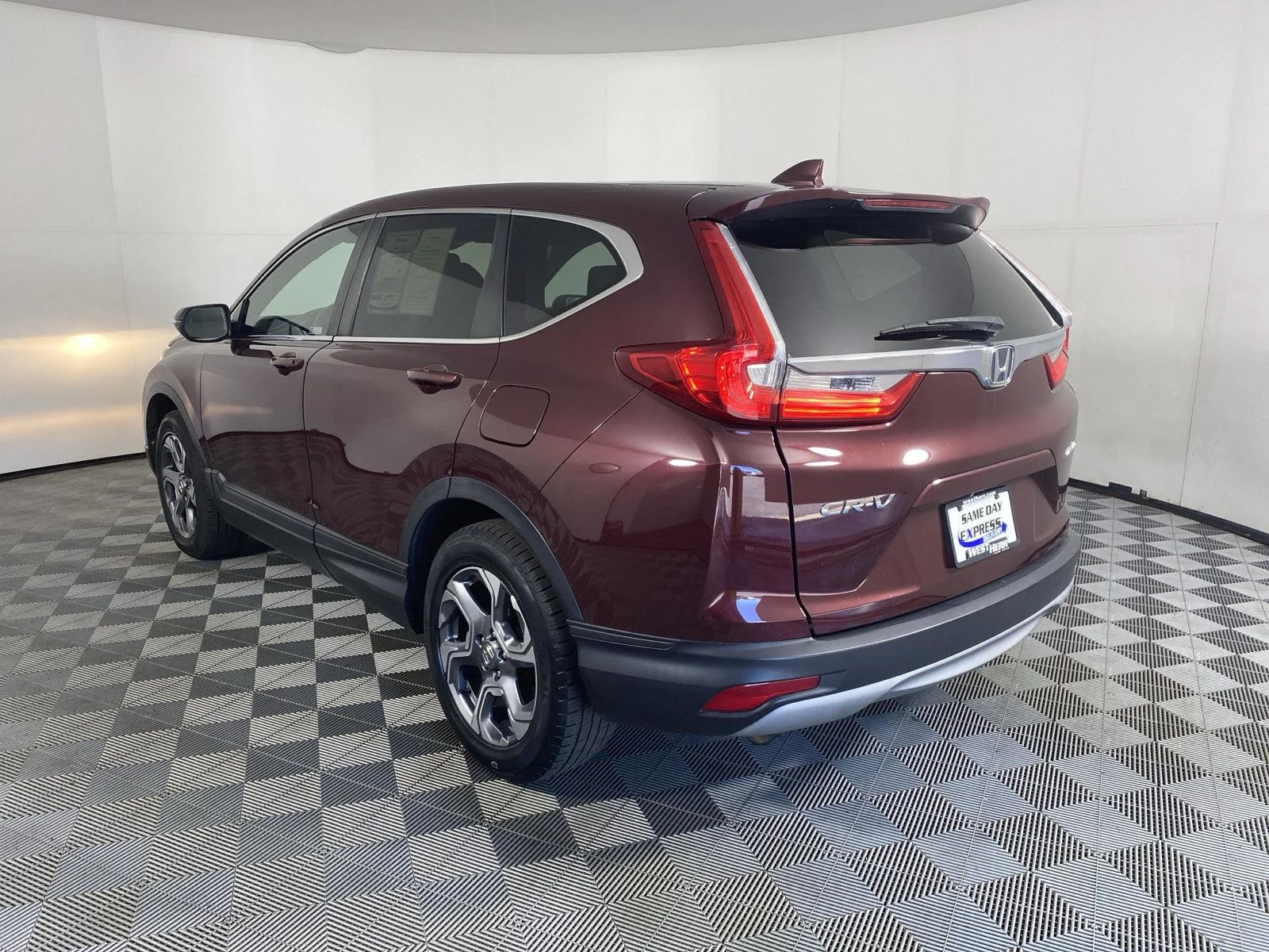 Used 2019 Basque Red Pearl II Honda EX image 5