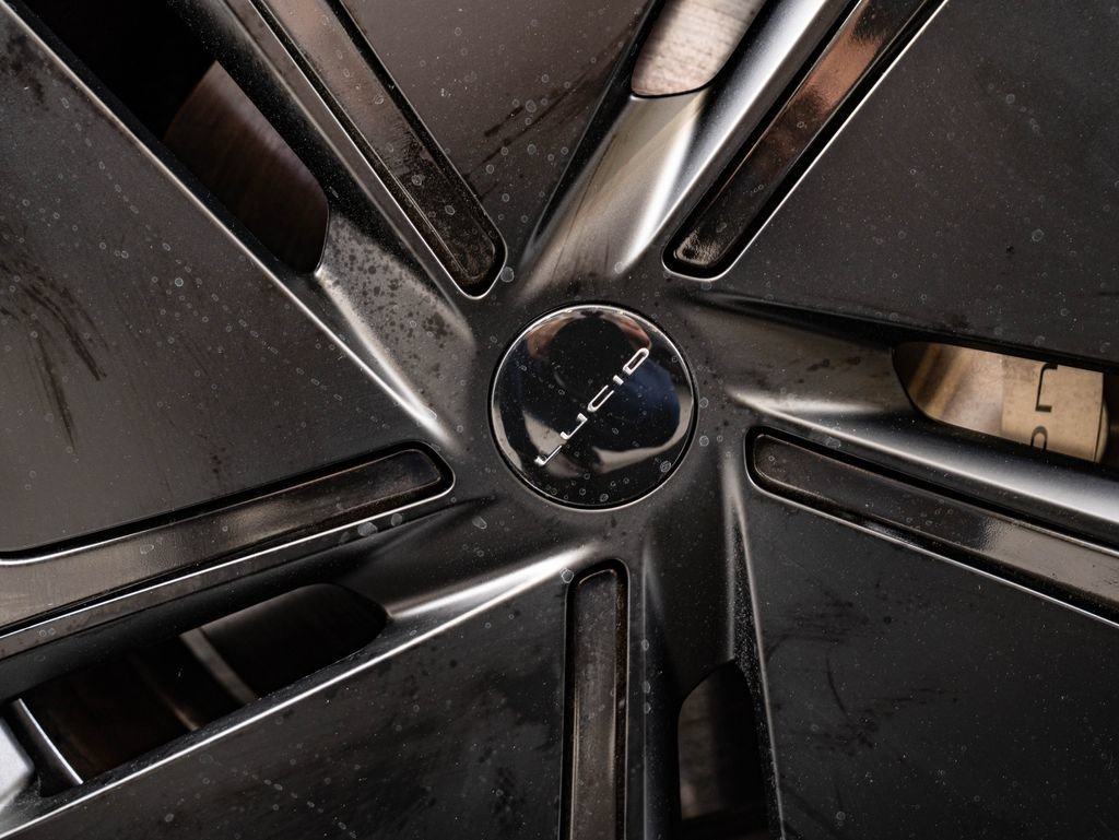 Used 2024 Black Lucid Touring image 8