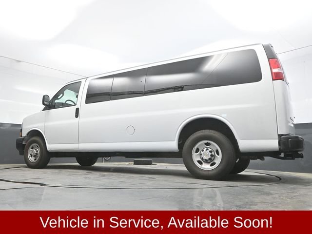 Used 2024 White Chevrolet LS image 35