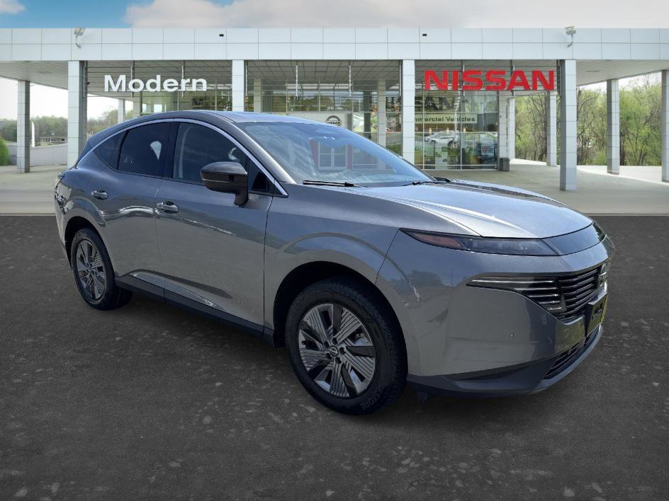 Used 2025 Gun Metallic Nissan SL image 7