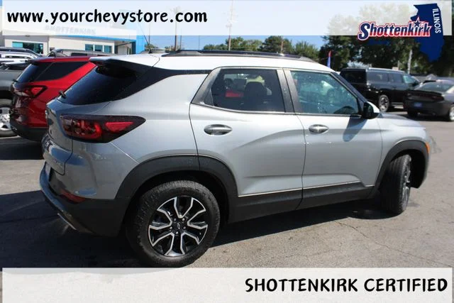 Used 2025 Gray Chevrolet ACTIV image 4