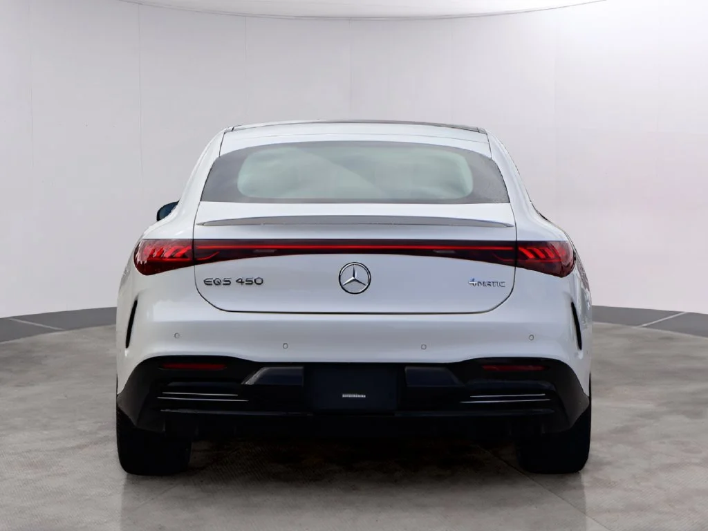 Used 2023 MANUFAKTUR Diamond White Metallic Mercedes-Benz 450 image 6