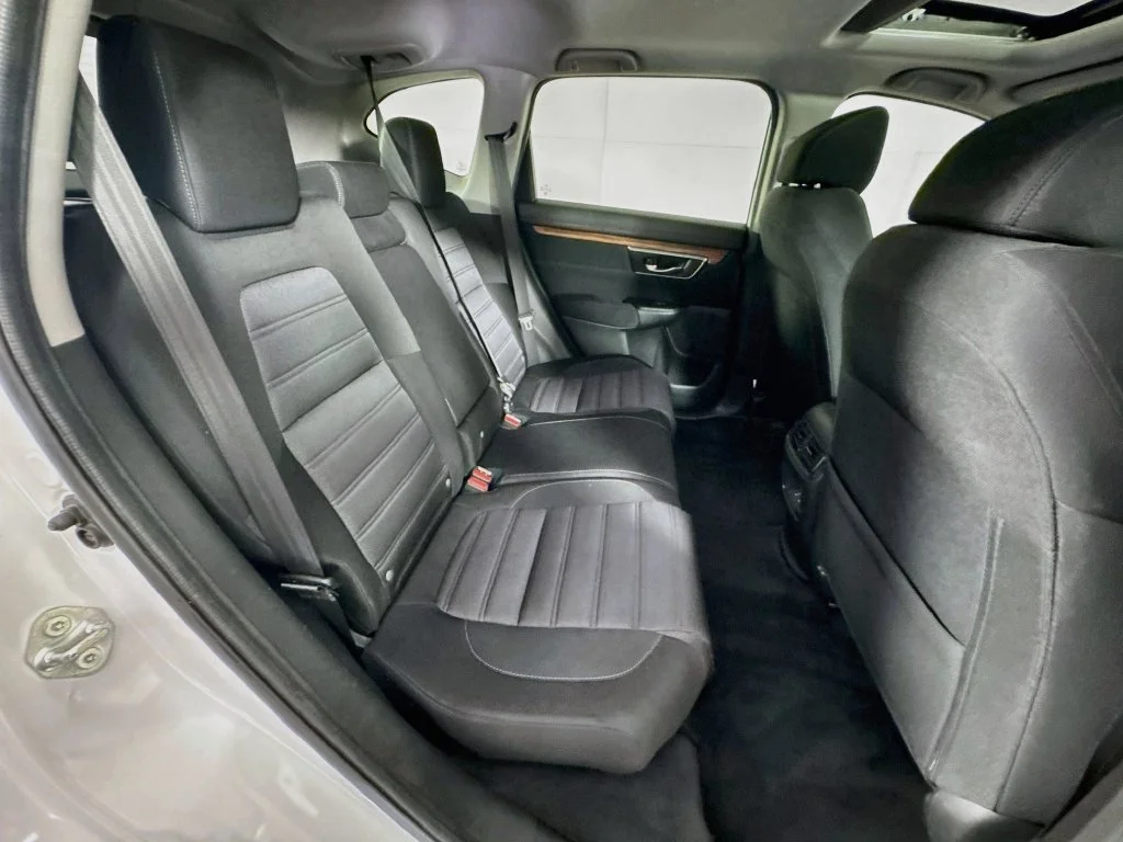 Used 2022 White Honda EX image 34