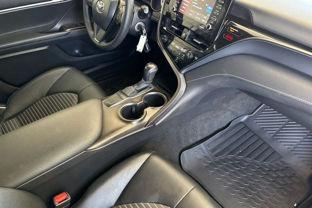 Used 2022 Silver Toyota SE Nightshade image 19