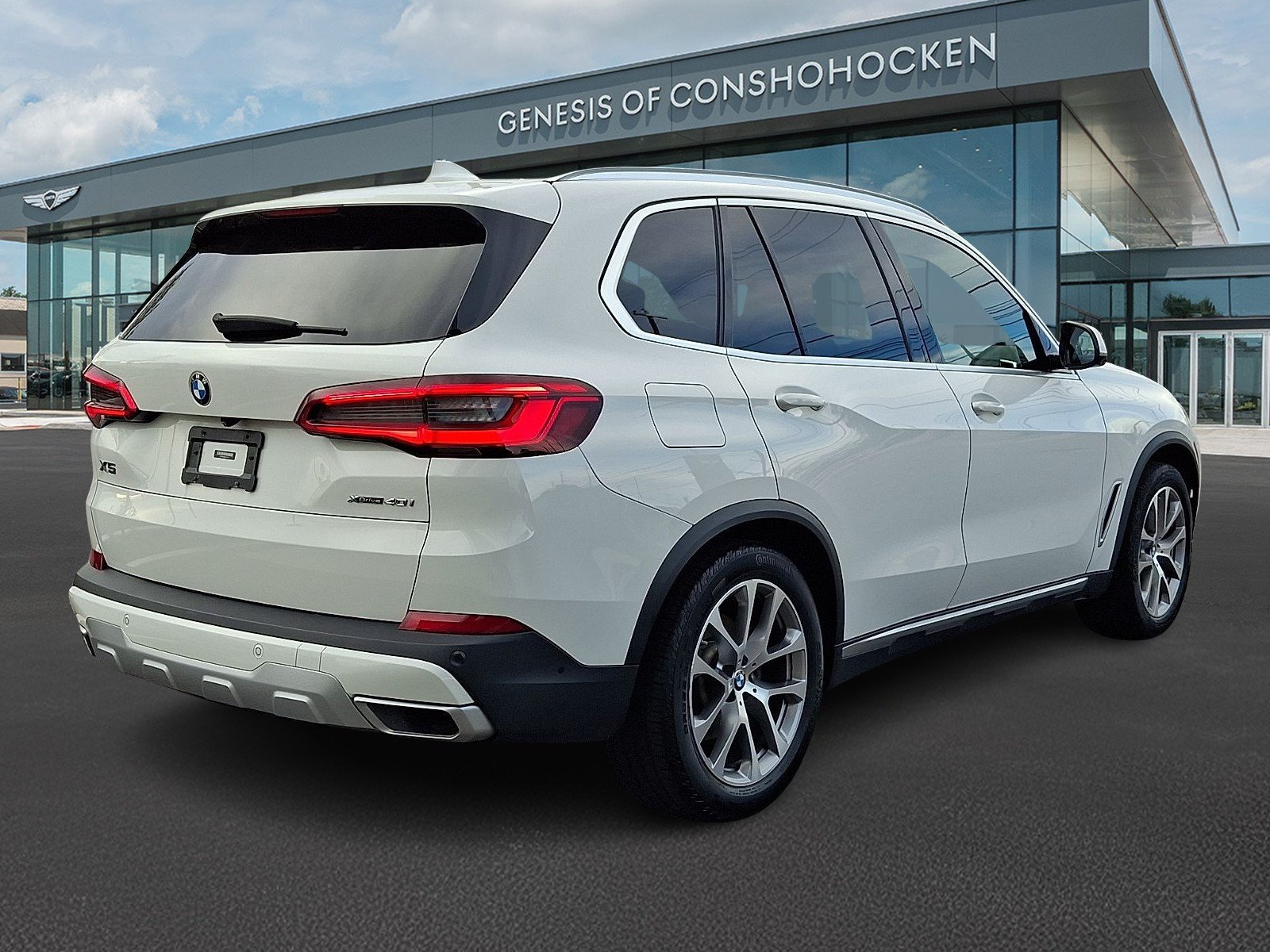 Used 2019 Alpine White BMW xDrive40i image 6