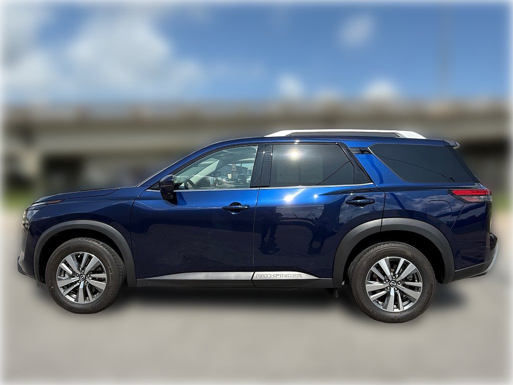 Used 2025 Deep Ocean Blue Pearl Nissan SL image 5