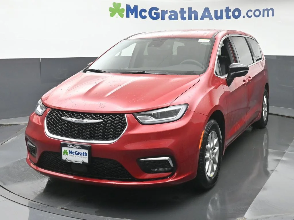2026 Chrysler Pacifica Select - Photo 32