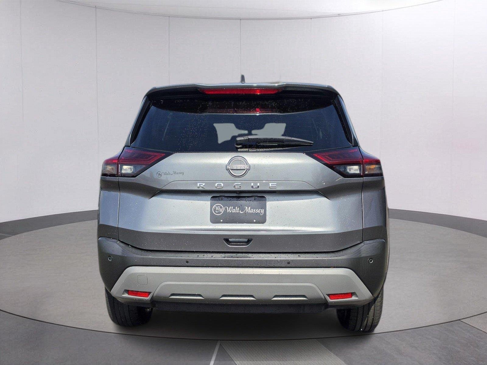 Used 2023 Gun Metallic Nissan S image 4
