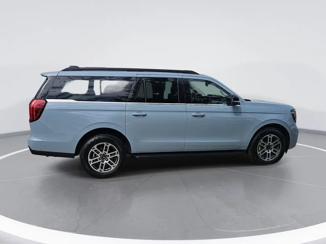 Used 2025 Gray Ford Active image 6