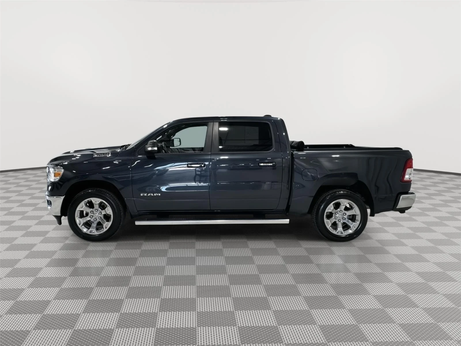 Used 2019 RAM Ram 1500 Pickup Big Horn/Lone Star with VIN 1C6SRFFT1KN762561 for sale in Alexandria, Minnesota
